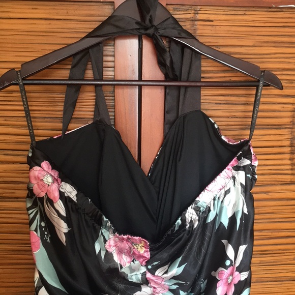 Z. Cavaricci / Torrid Floral Halter Top Size 3 - Picture 4 of 4